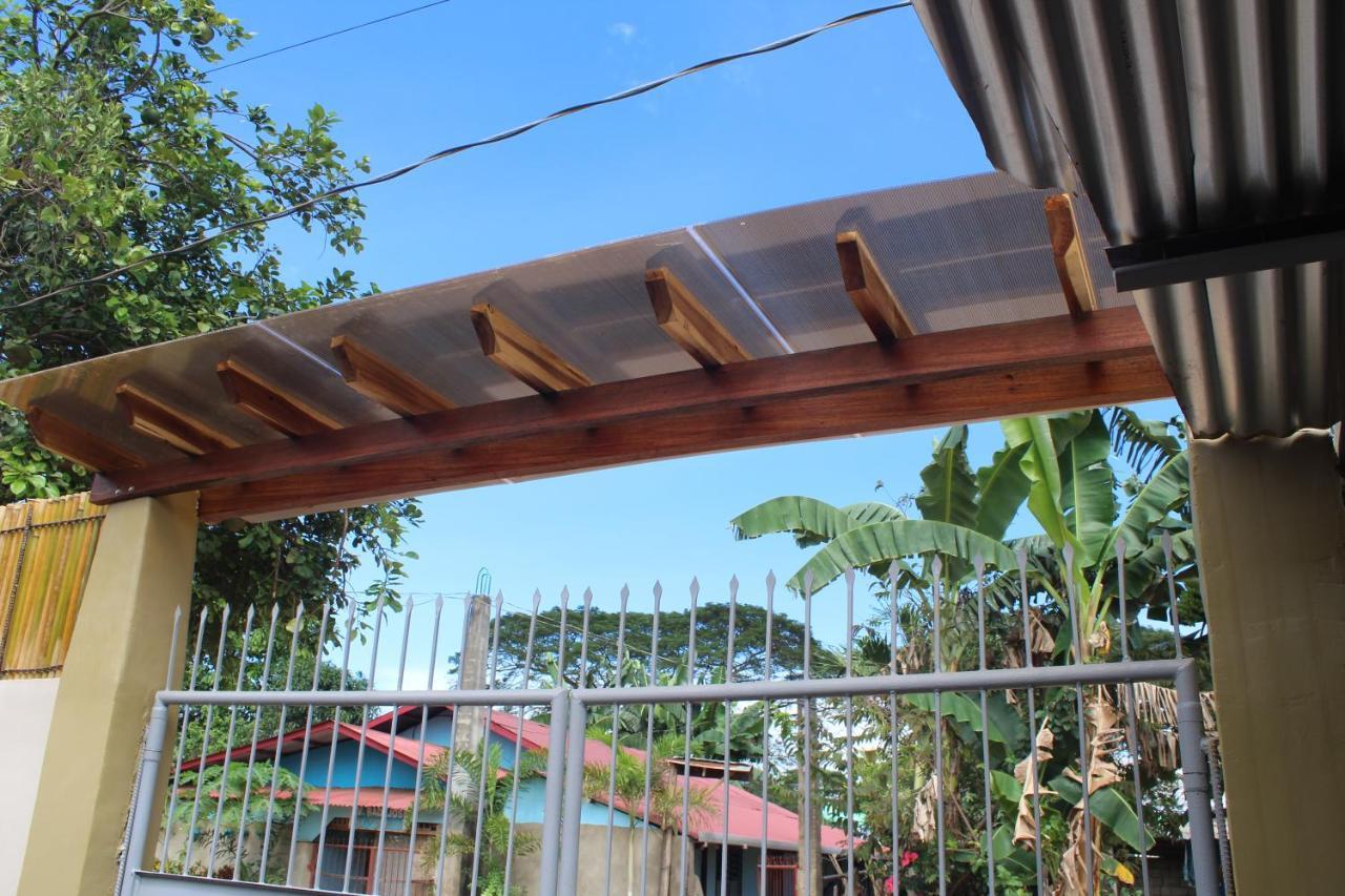 Ninie'S Place Puerto Princesa Zewnętrze zdjęcie