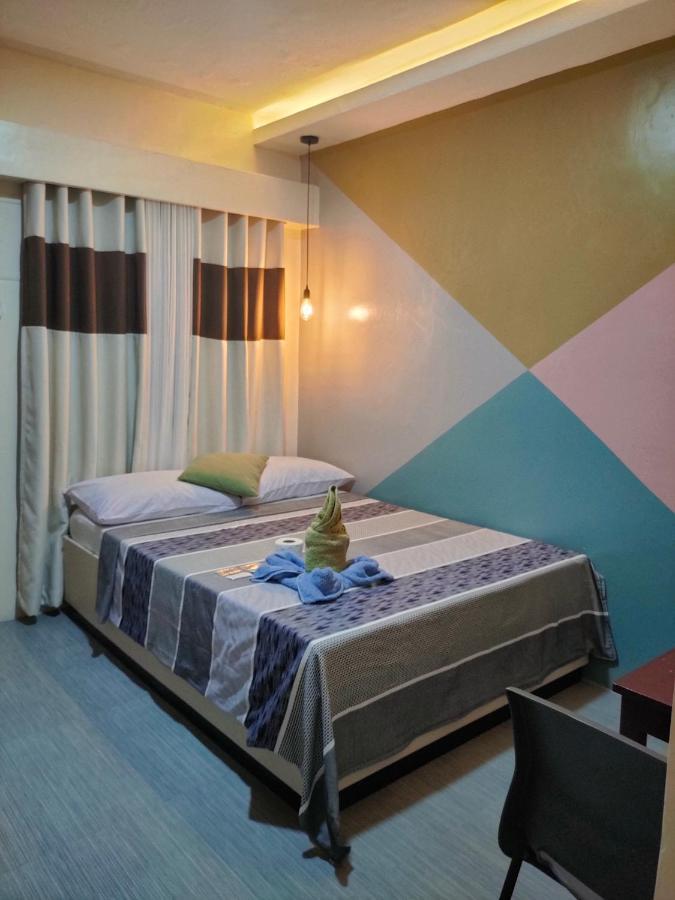 Ninie'S Place Puerto Princesa Zewnętrze zdjęcie